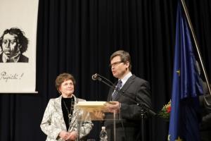 Neimenovana priloga 00037